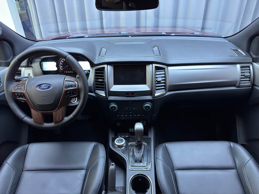 Ford Everest 2019 #11 Ford Everest 2019 car image #11