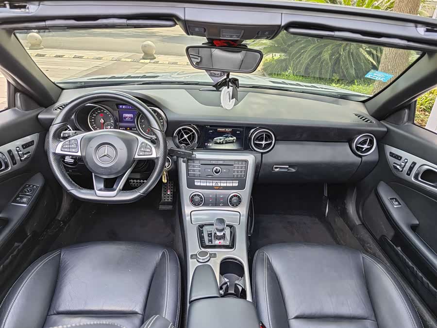 Mercedes-Benz SLC Class 2018 #11 Mercedes-Benz SLC Class 2018 car image #11