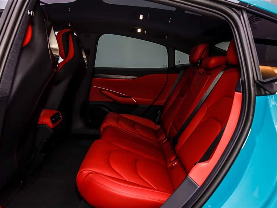 MI SU7 2024 car image #11