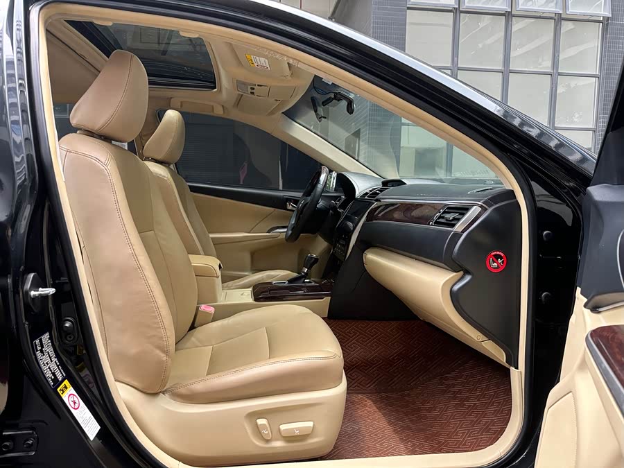 Toyota Camry 2017 car image #11