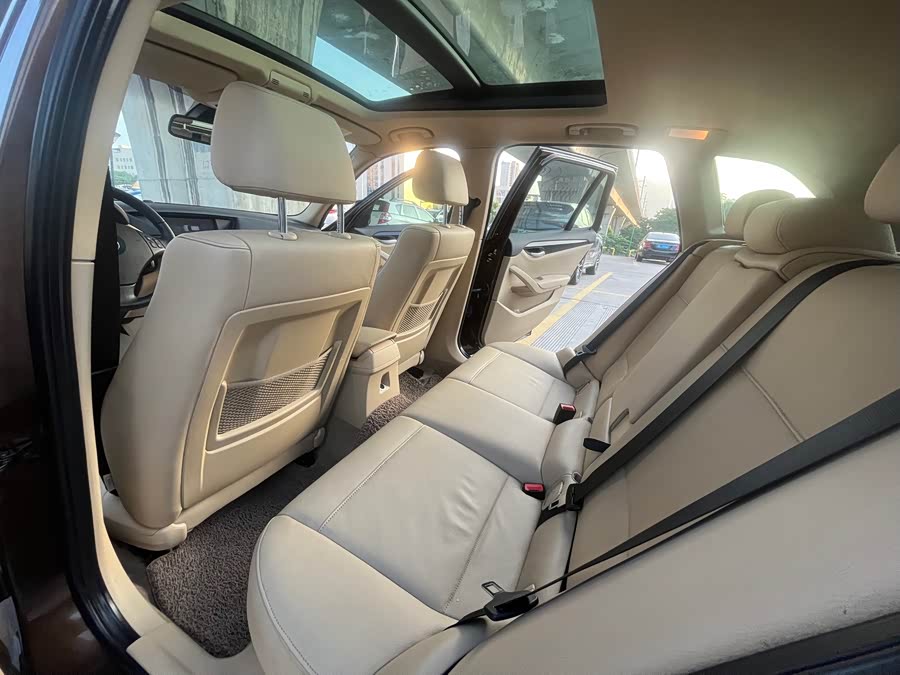 BMW X1 (Imported) 2011 صورة سيارة #11