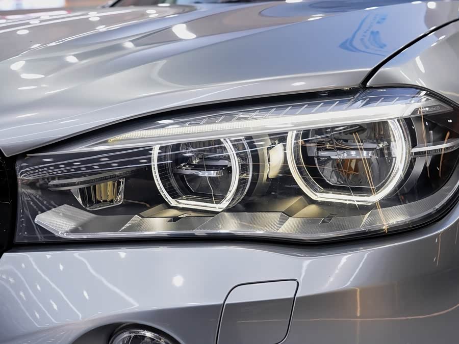 BMW X6 M 2017 #11 BMW X6 M 2017 car image #11