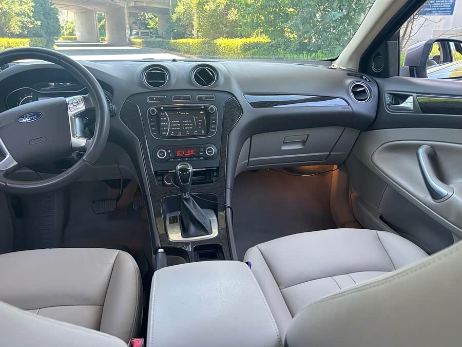 Ford Mondeo-Zhisheng 2012 image de voiture #11