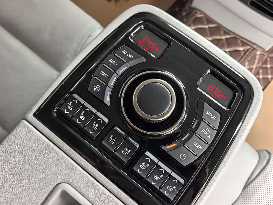 HongQi H7 2019 #11 HongQi H7 2019 car image #11