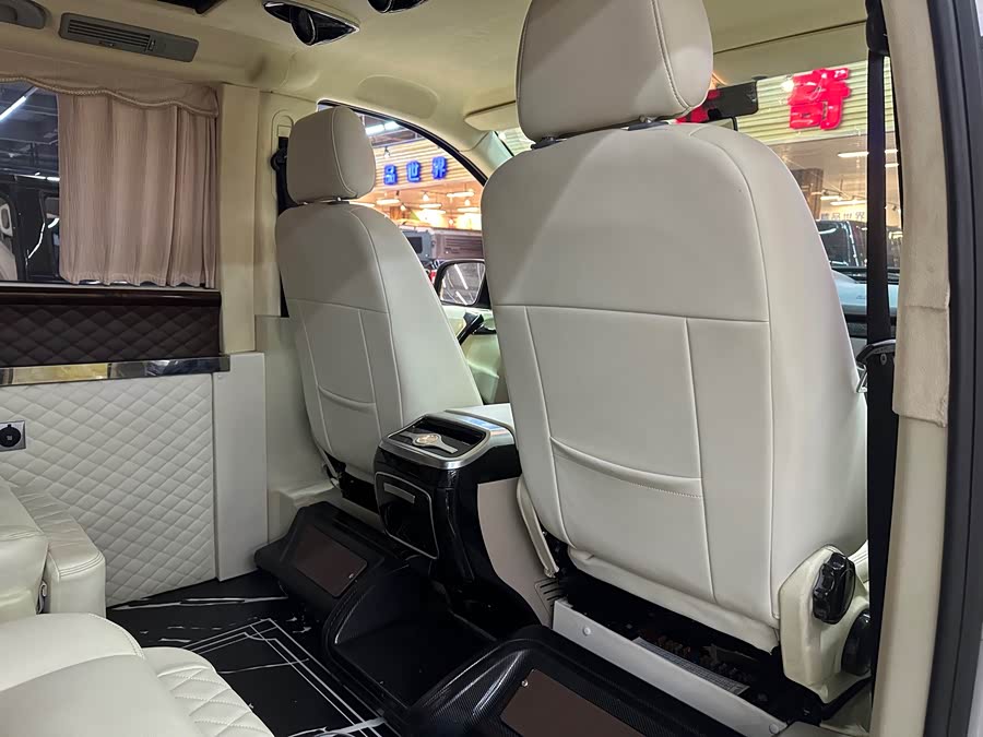 奔驰 唯雅诺 2012 汽车图片 #11