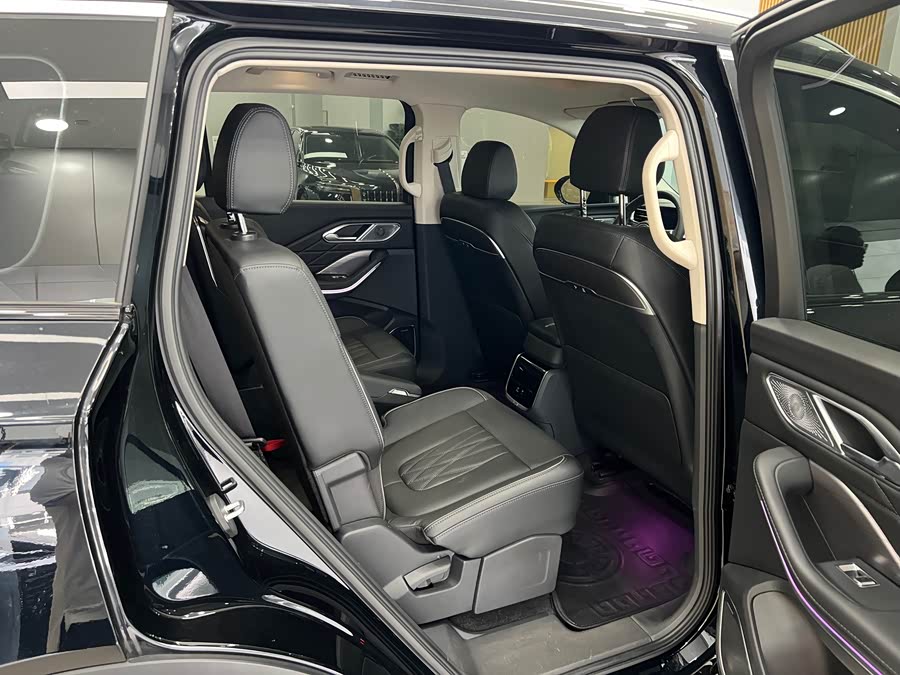 HongQi HS7 PHEV 2024 car image #11