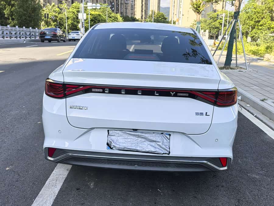 GEELY Emgrand L 2021 immagine di auto #11