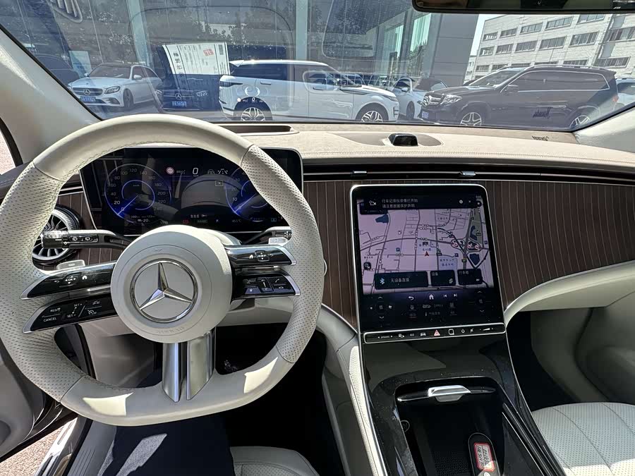 Mercedes-Benz EQE SUV 2023 #11 Mercedes-Benz EQE SUV 2023 car image #11