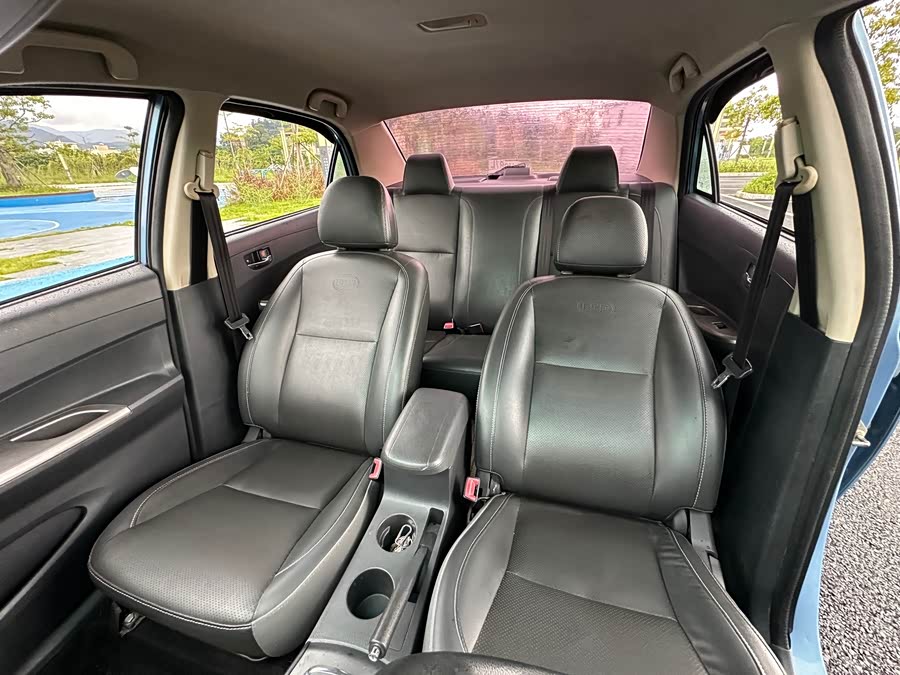 BYD L3 2015 car image #11