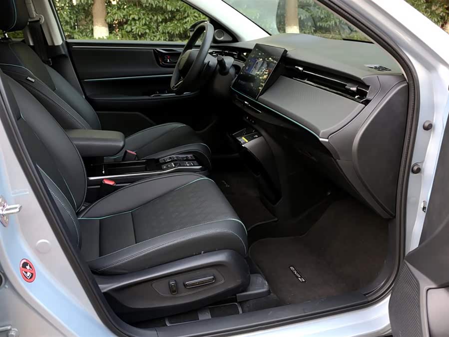 Honda e:NP2 2024 immagine di auto #11