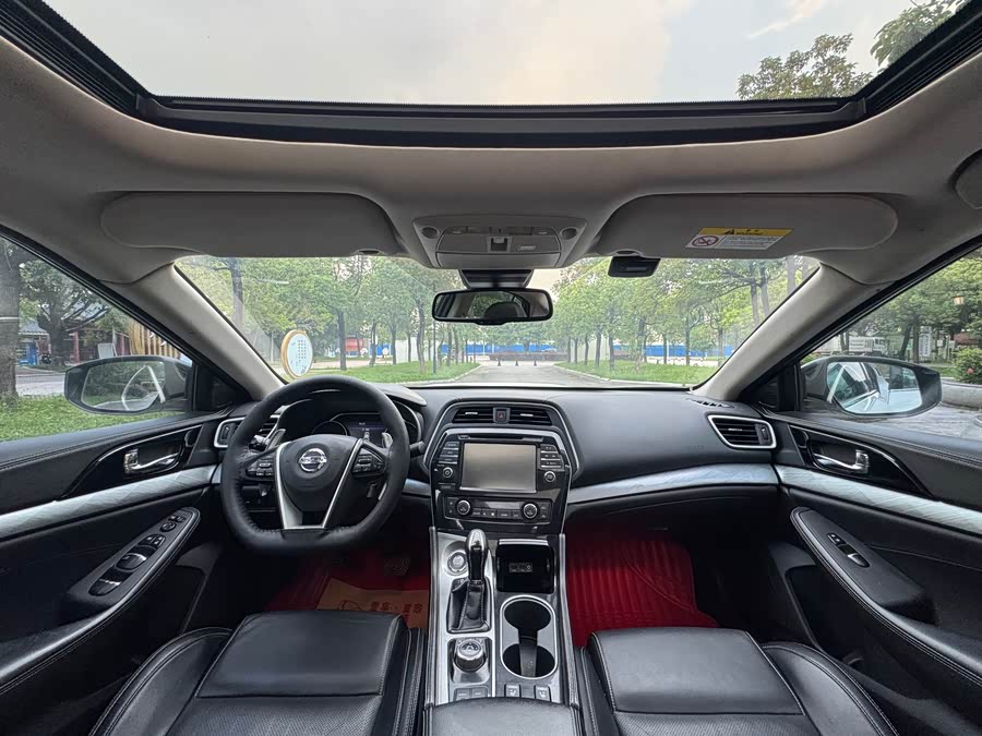 Nissan Maxima 2018 صورة سيارة #11