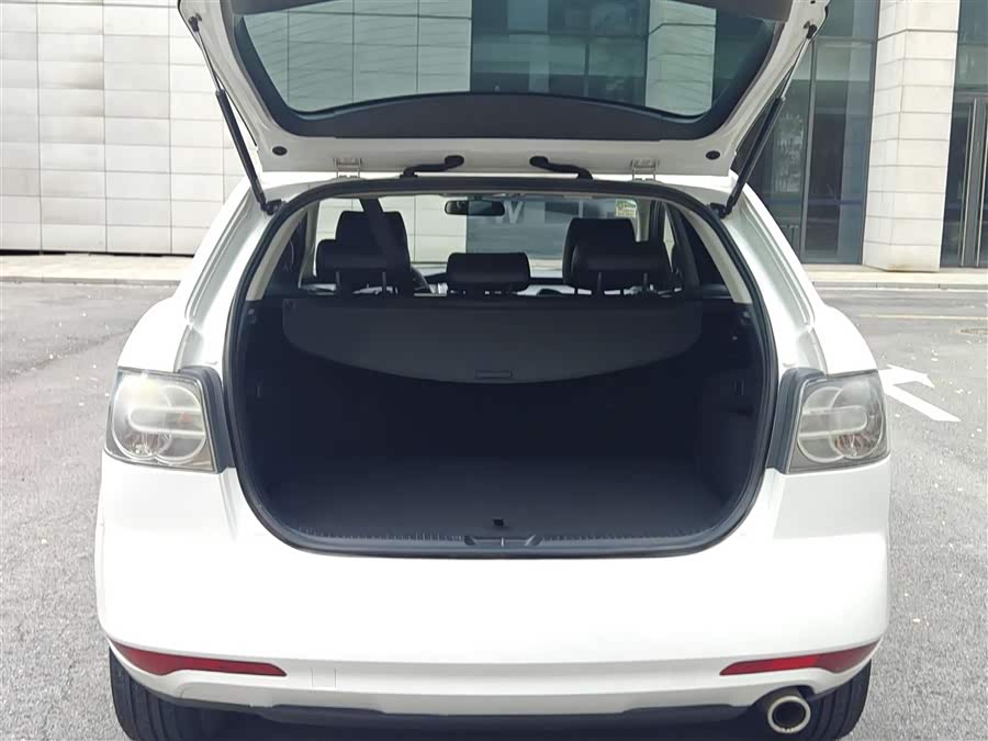 Mazda CX-7 (Imported) 2010 car image #11