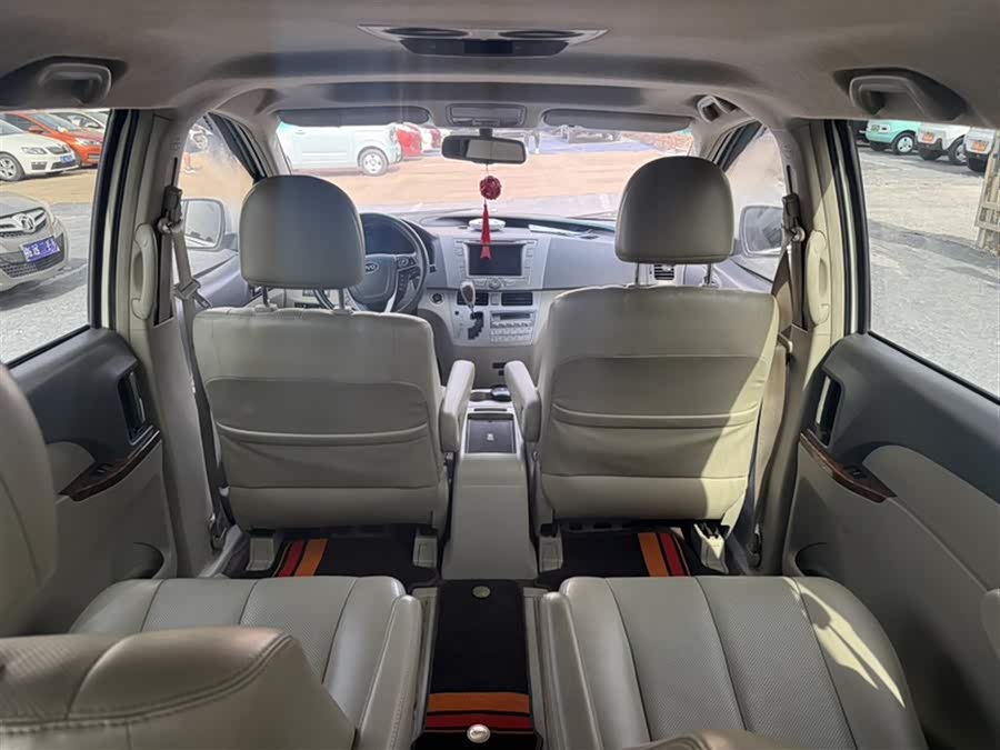 BYD M6 2016 #11 BYD M6 2016 car image #11