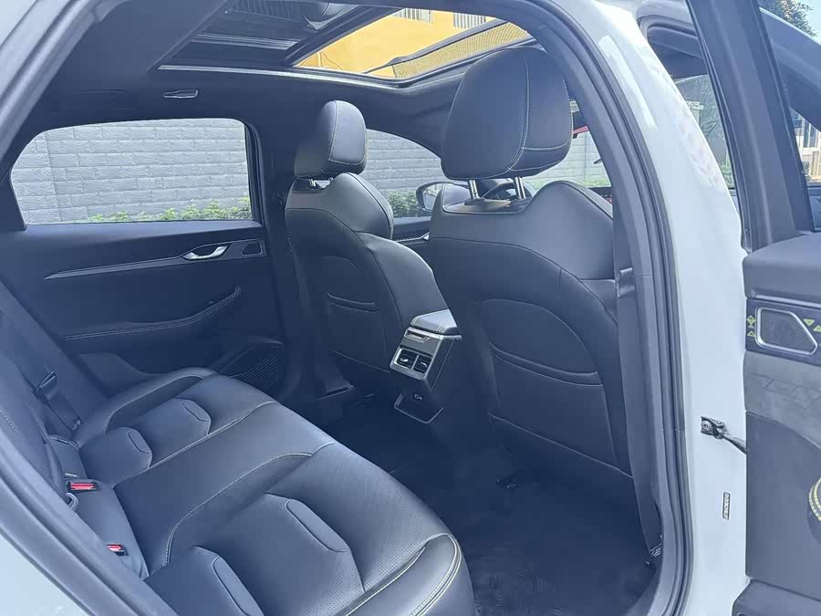 GEELY Preface 2021 car image #11