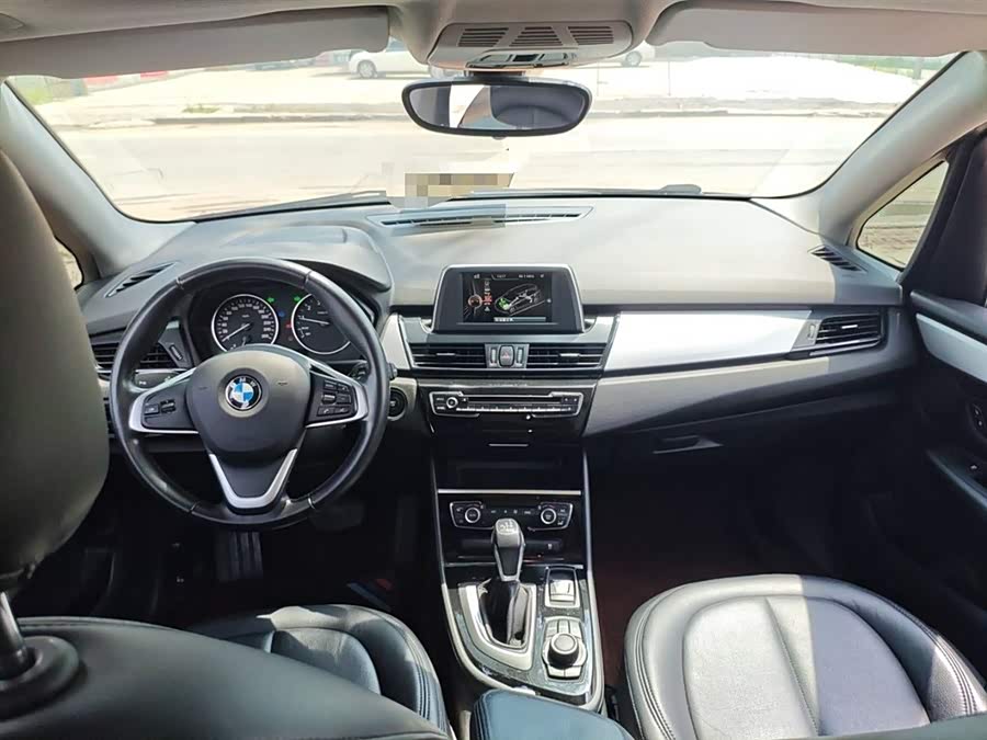 BMW 2 Series Tourer (Imported) 2015 #11 BMW 2 Series Tourer (Imported) 2015 car image #11