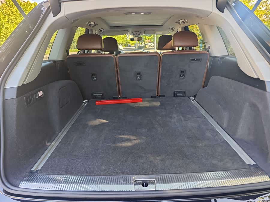 Audi Q7 New Energy 2019 car image #11