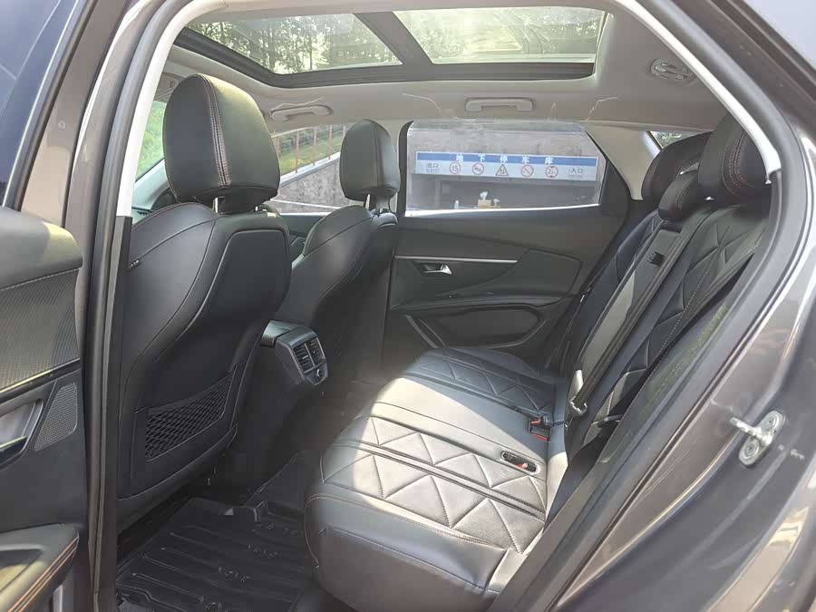 Peugeot 4008 2017 #11 Peugeot 4008 2017 car image #11