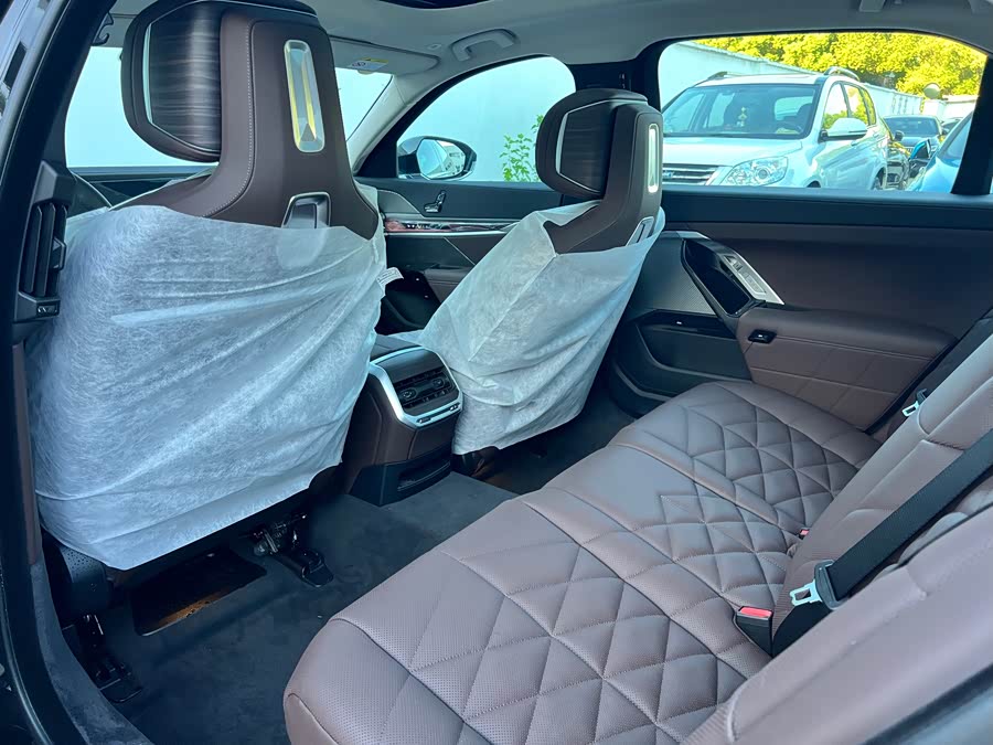 BMW 7 Series #11 BMW 7 Series car image #11