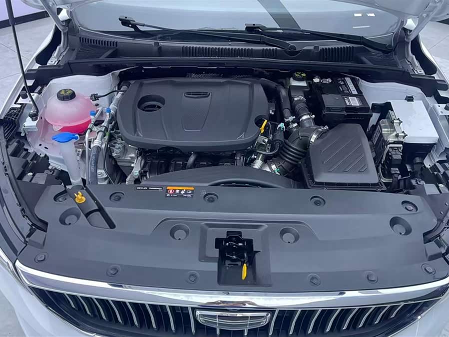 GEELY Monjaro MHEV 2025 immagine di auto #11