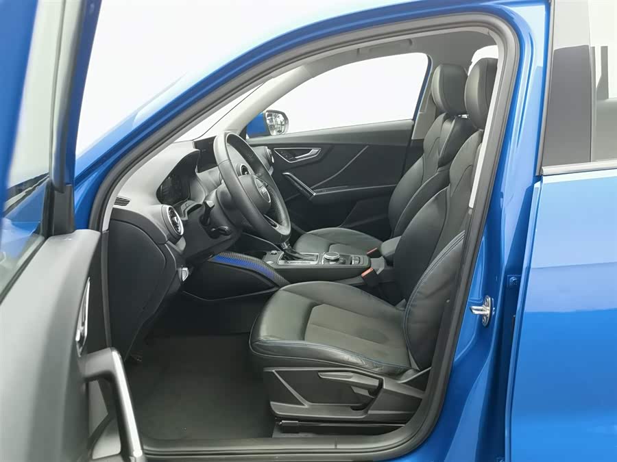 Audi Q2L e-tron 2020 #11 Audi Q2L e-tron 2020 صورة سيارة #11