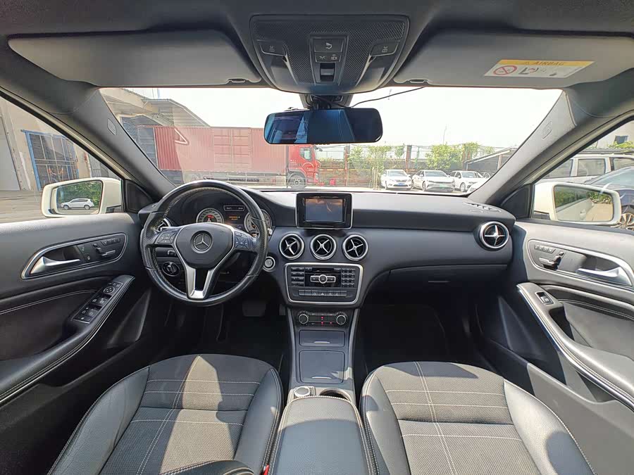 Mercedes-Benz A Class (Imported) 2015 car image #11