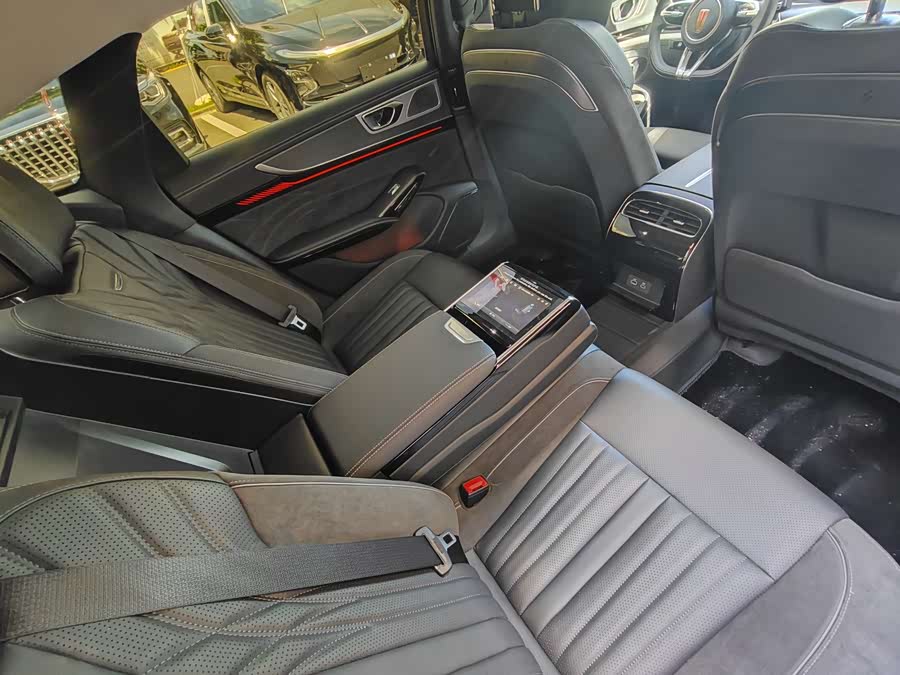 HongQi H9 2024 car image #11