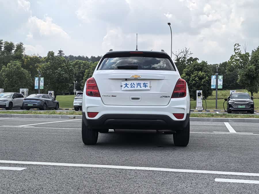 Chevrolet Tracker 2017 car image #11