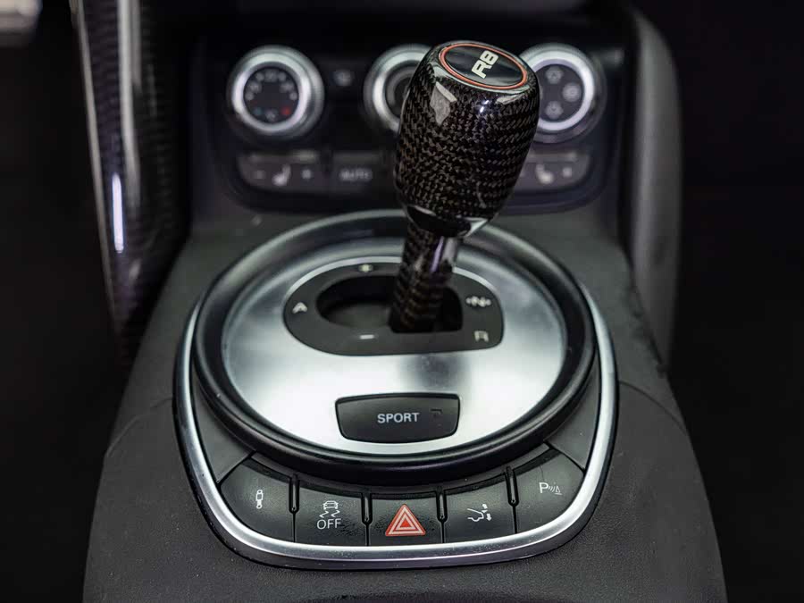 Audi R8 2013 #11 Audi R8 2013 car image #11