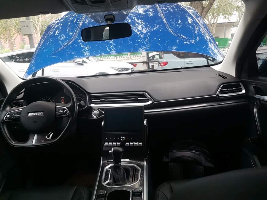 Haval F5 2018 car image #11