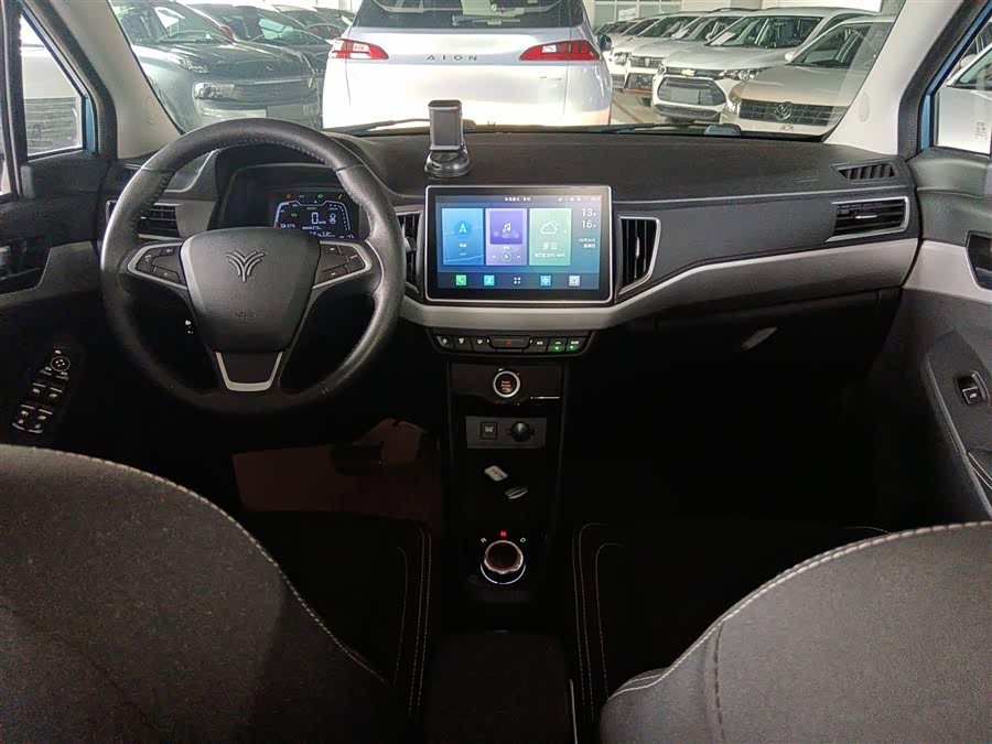 哪吒汽车 哪吒N01 2020 汽车图片 #11