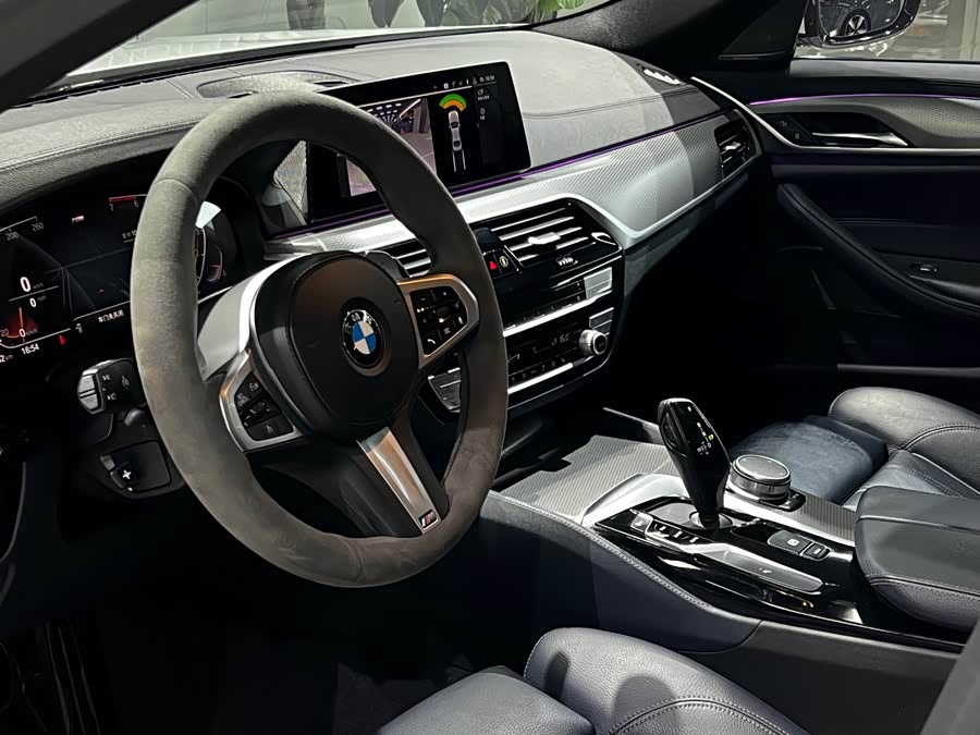 BMW 5 Series (Imported) 2019 #11 BMW 5 Series (Imported) 2019 car image #11