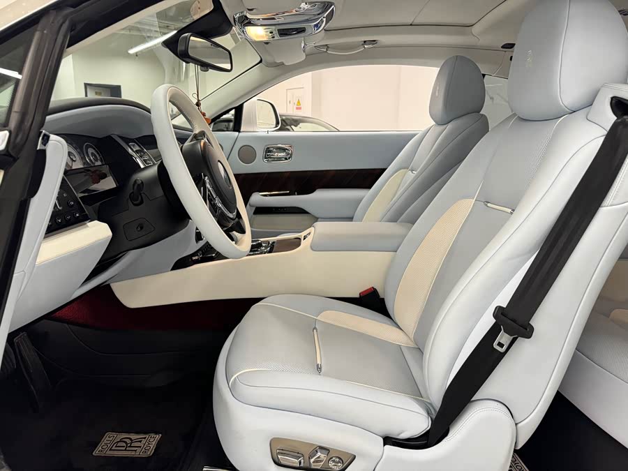 Rolls-Royce Wraith 2014 car image #11