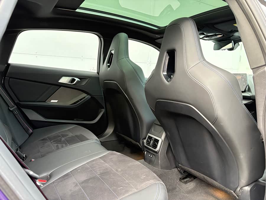 BMW M235L 2024 #11 BMW M235L 2024 car image #11