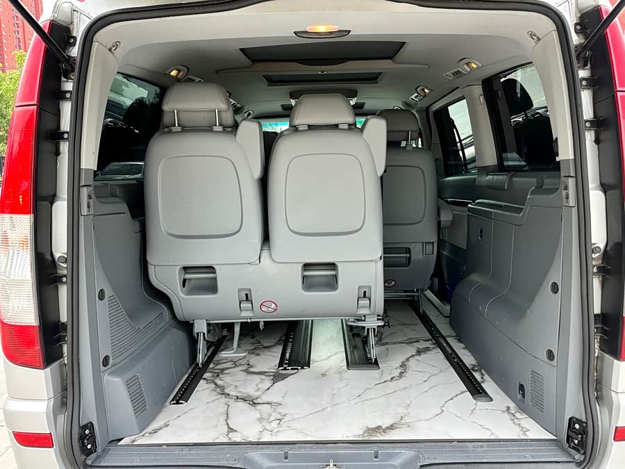 Mercedes-Benz Viano (Imported) 2008 car image #11