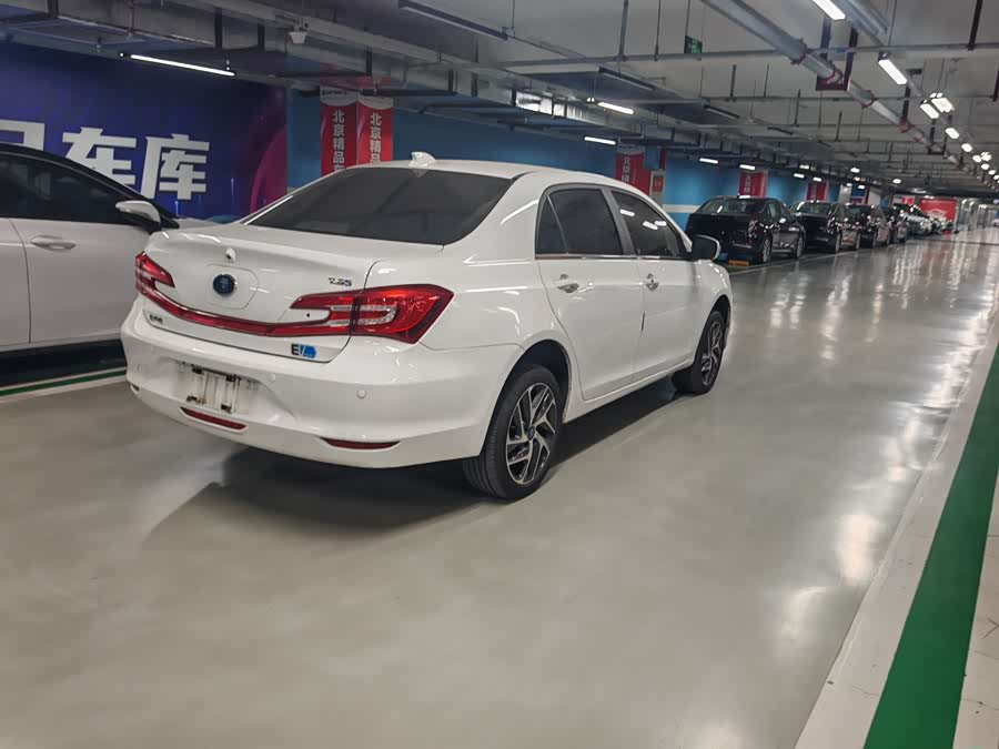 BYD Qin New Energy 2018 car image #11