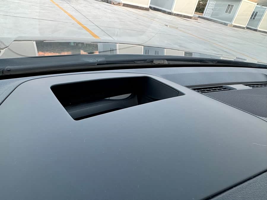 Volkswagen GolfGTI 2021 car image #11