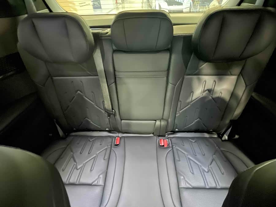 Volkswagen Phideon 2025 immagine di auto #11