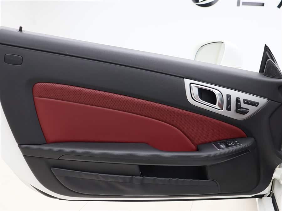 Mercedes-Benz SLK Class 2015 car image #11