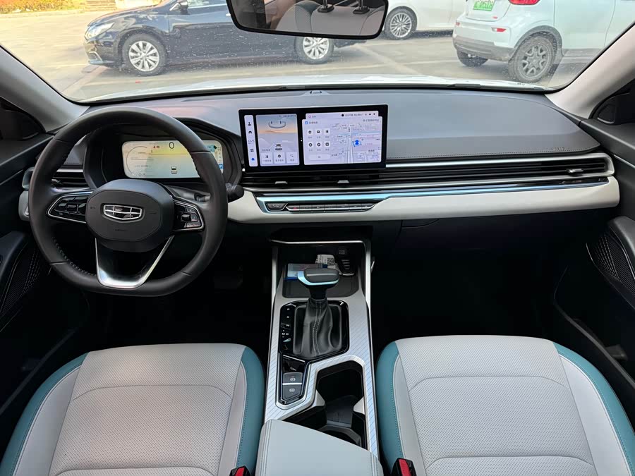 GEELY Emgrand 2024 car image #11