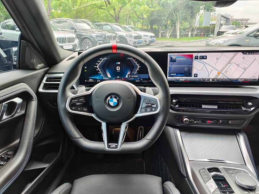 BMW M240i 2025 immagine di auto #11