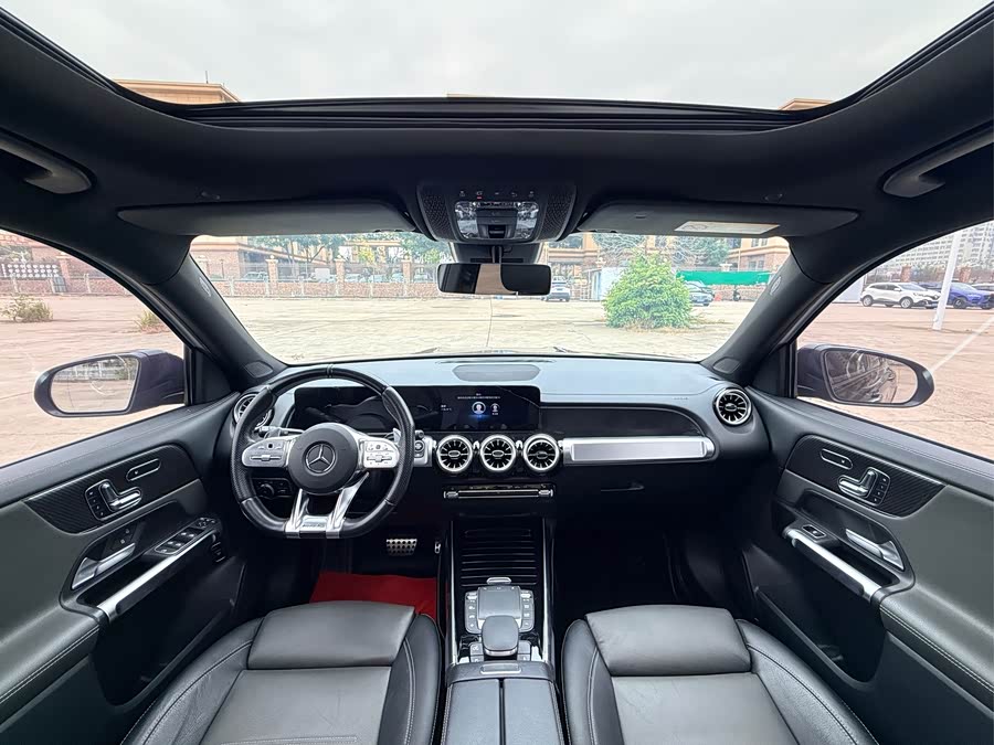 Mercedes-Benz GLB AMG 2022 immagine di auto #11