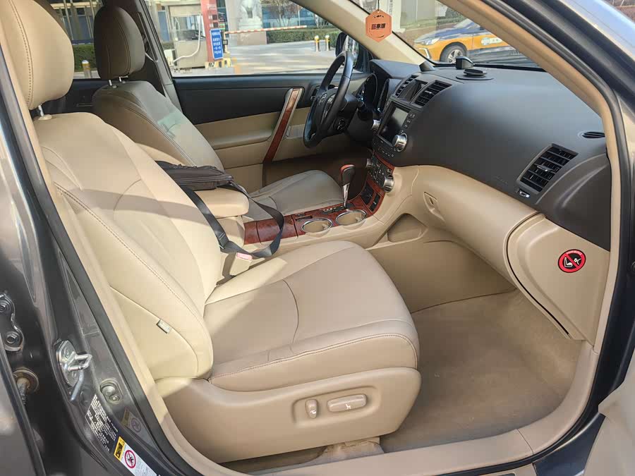 丰田 汉兰达 2010 汽车图片 #11