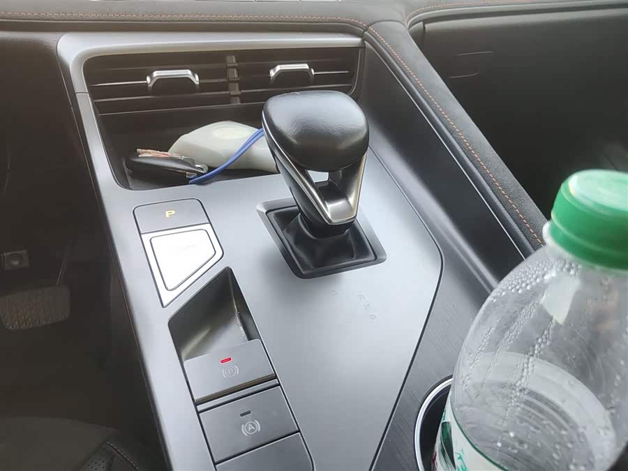 Roewe D5X DMH 2024 imagem de carro #11