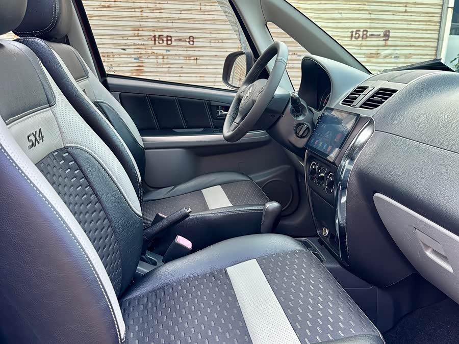 铃木 天语 SX4 2011 汽车图片 #11