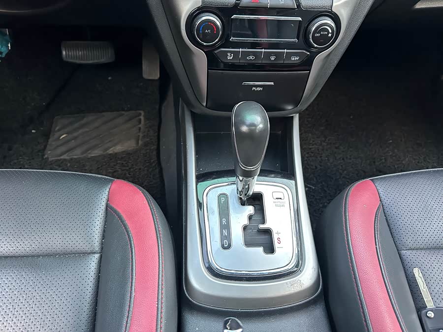 Changan Eado XT 2015 car image #11