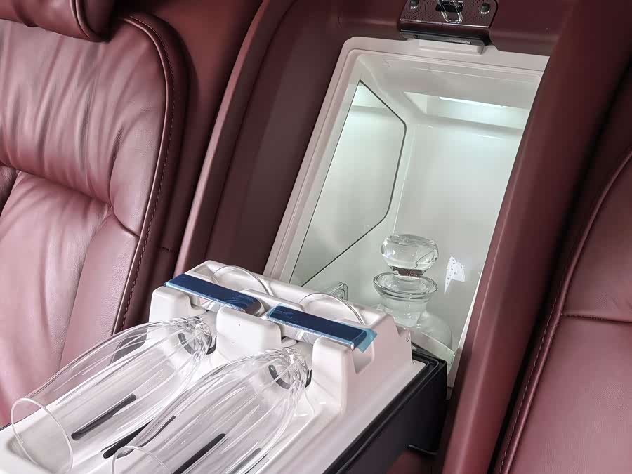 劳斯莱斯 幻影 2018 汽车图片 #11