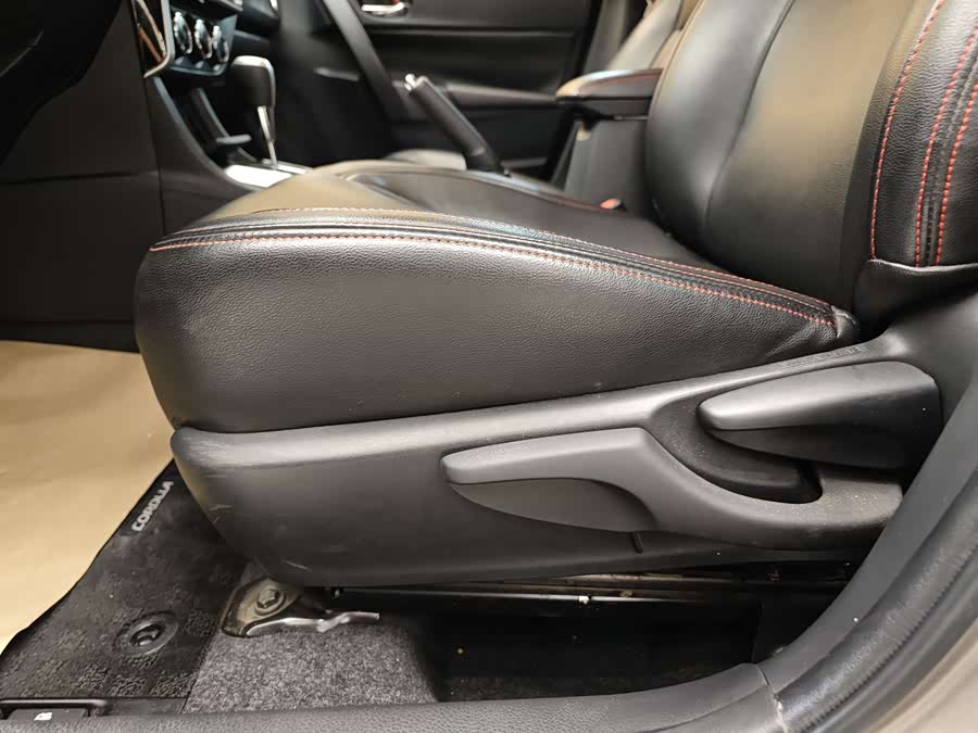 丰田 卡罗拉 2019 汽车图片 #11