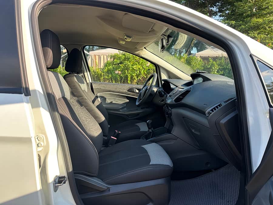 Ford EcoSport 2015 #11 Ford EcoSport 2015 car image #11