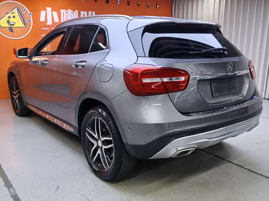 Mercedes-Benz GLA Class 2015 car image #11