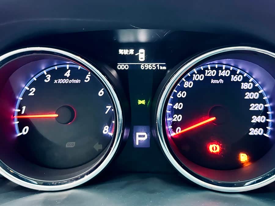 Toyota Reiz 2016 صورة سيارة #11